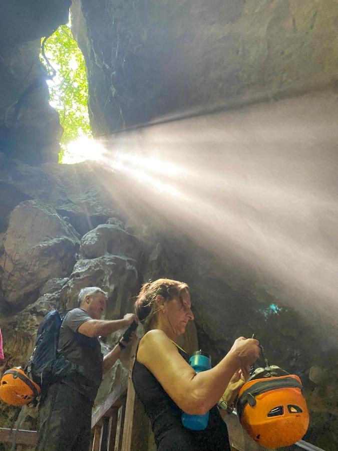 Gold Plus Hotel Phong Nha Dış mekan fotoğraf