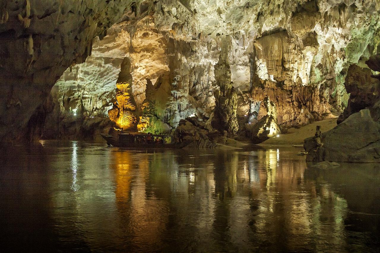 Gold Plus Hotel Phong Nha Dış mekan fotoğraf